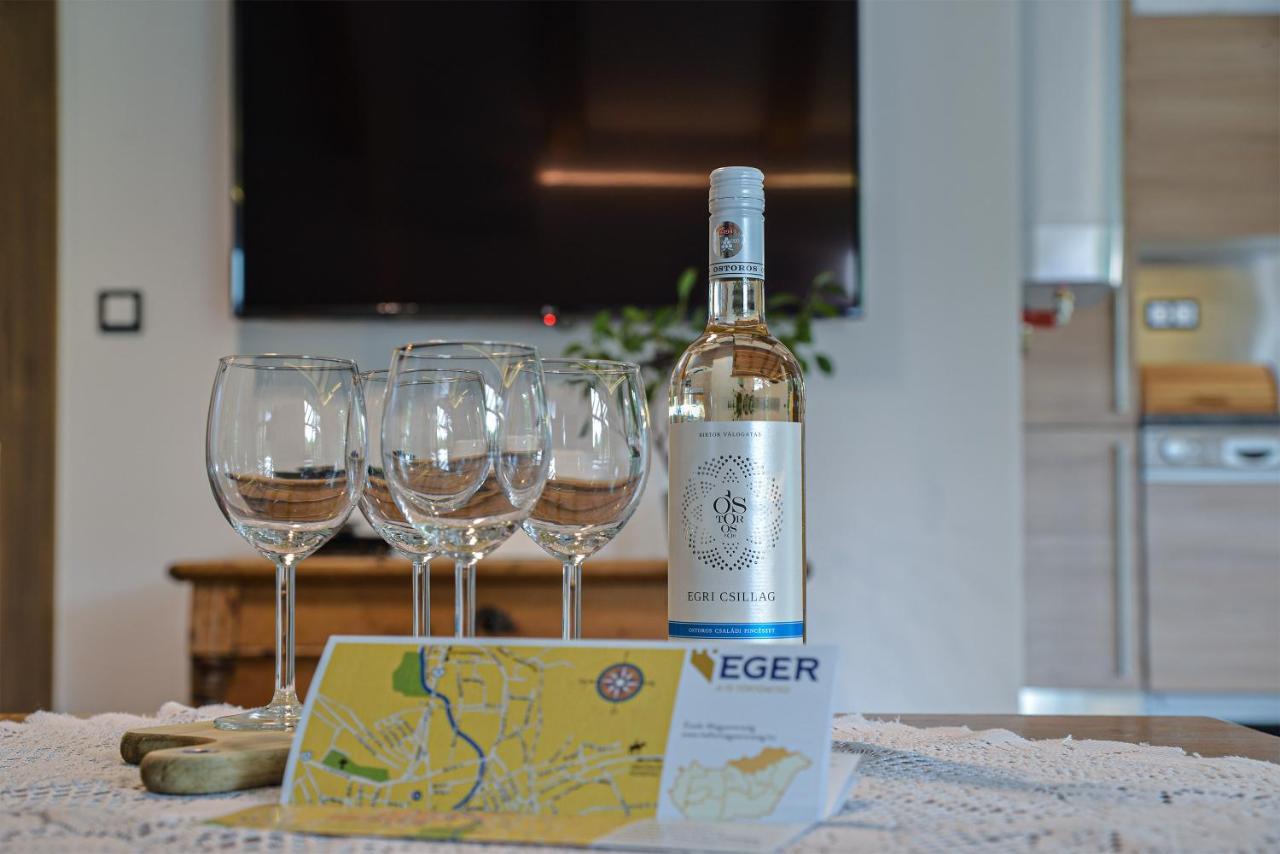 Terrace Apartments Eger Luaran gambar