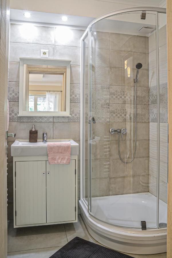 Terrace Apartments Eger Luaran gambar