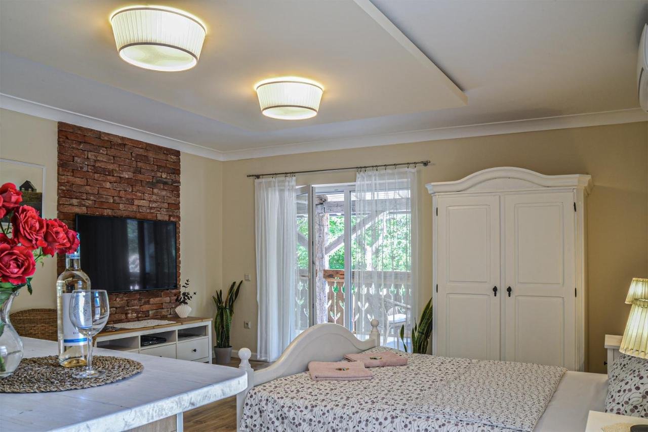Terrace Apartments Eger Luaran gambar